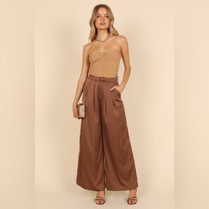 Petal & Pup Women’s‎ Wellington Wide Leg Pleated Satin Pants Size 10 Mocha Brown
